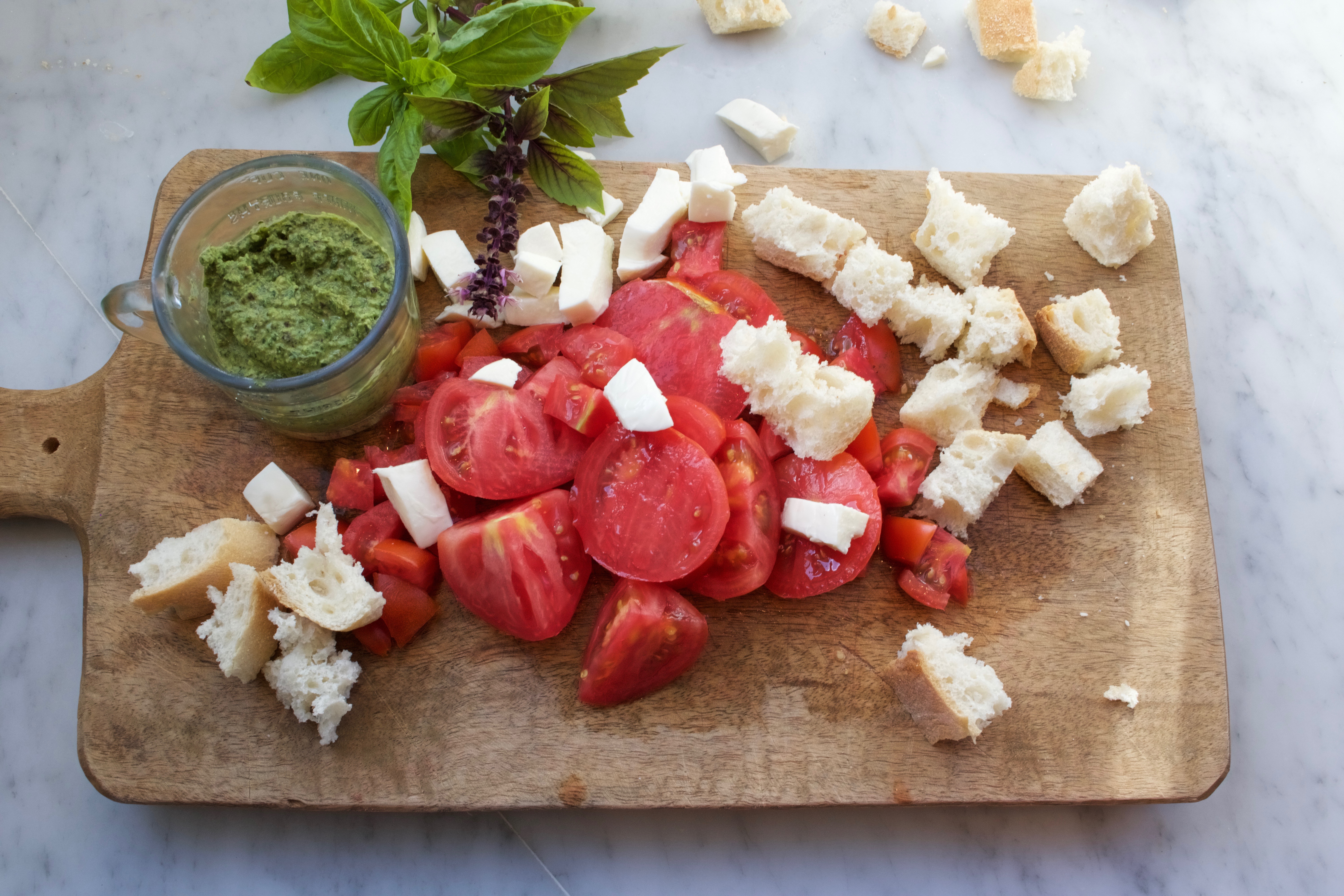 Basil Pesto Caprese Bread Salad