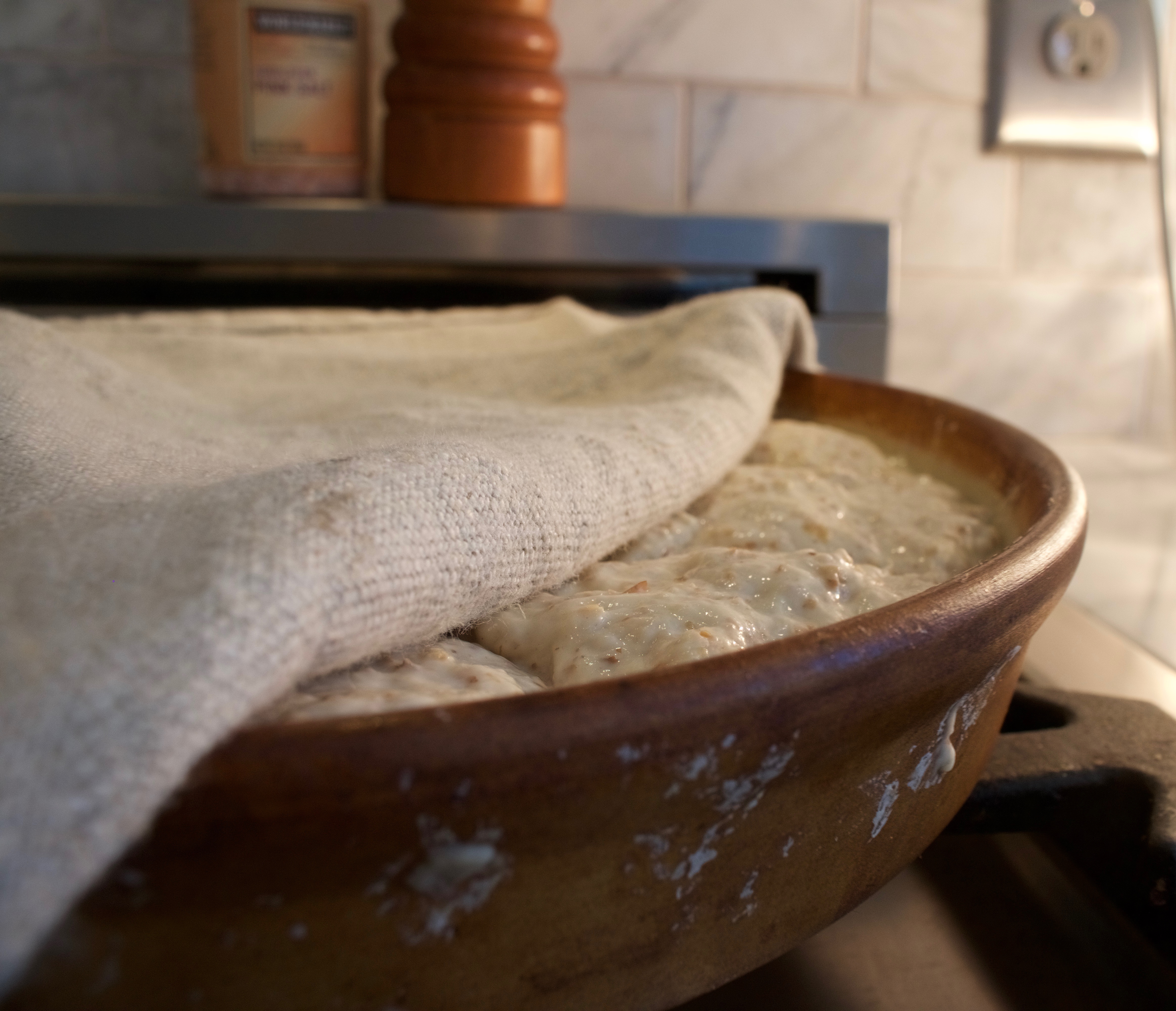 no-knead homemade bread rolls