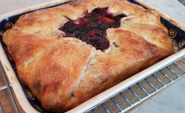 Rustic fruit pie