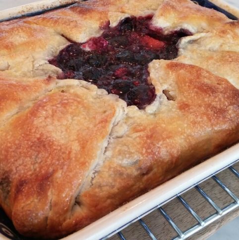 Rustic fruit pie