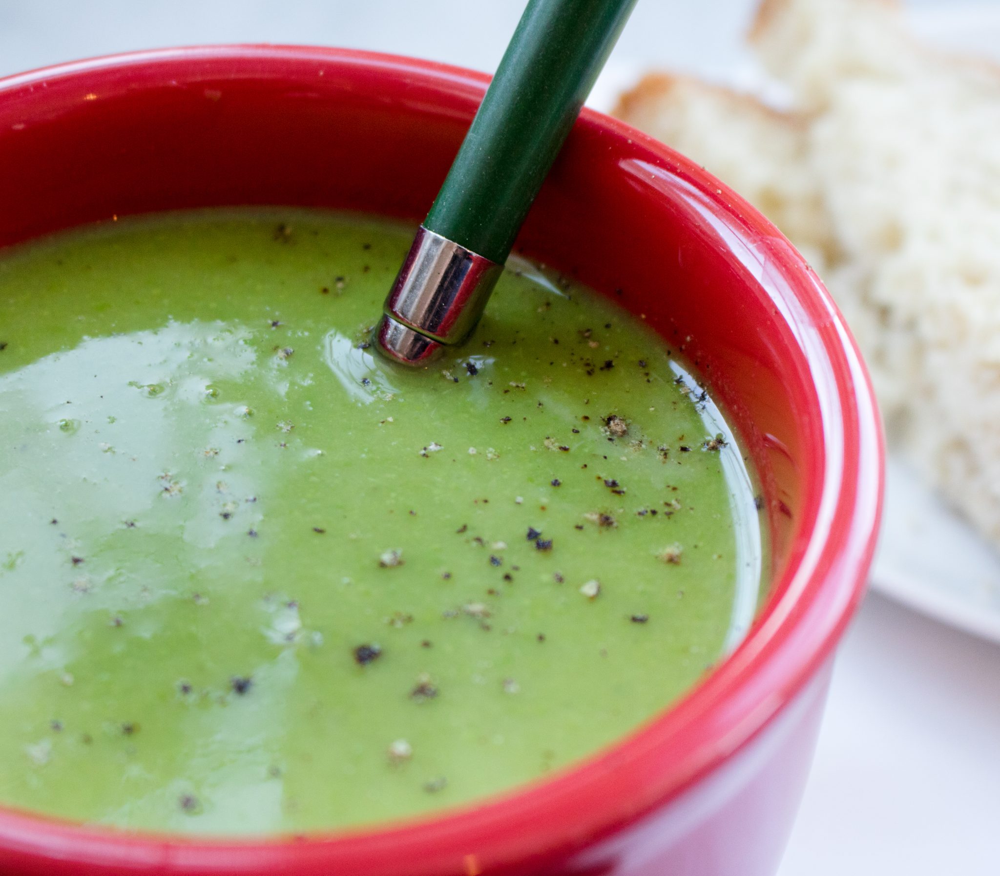 green-pea-soup-frozen-peas-burntporkchops